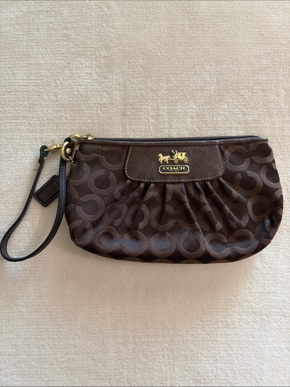 Coach *vintage Y2K* Madison Op Art Pleated Wristlet Bag